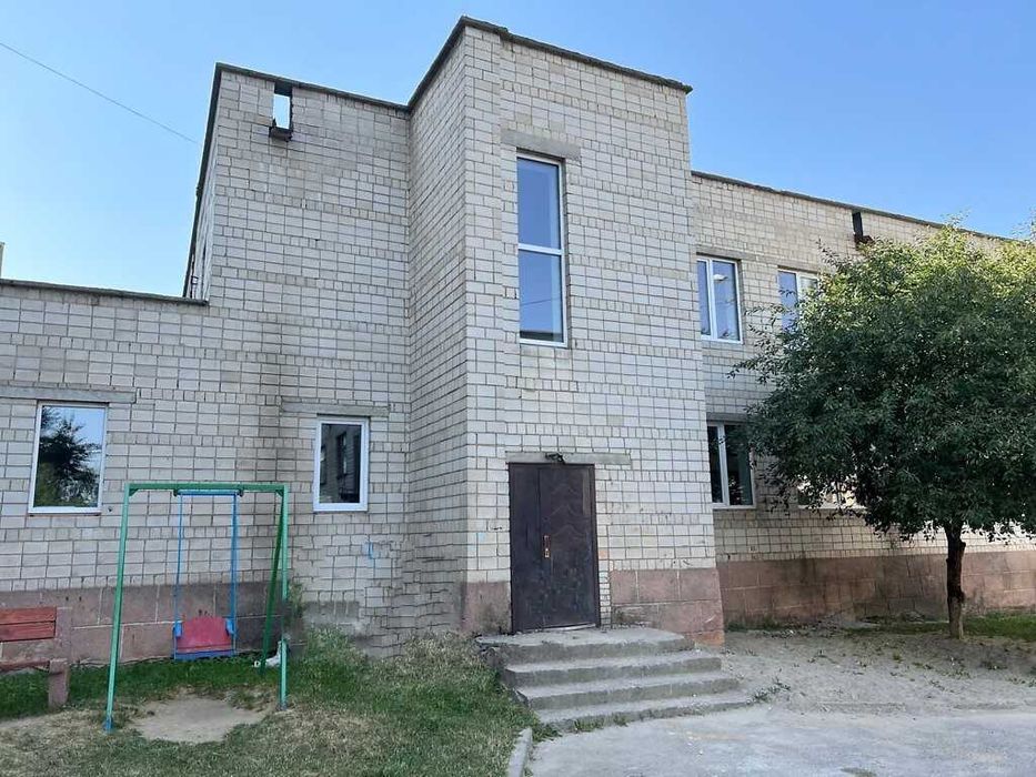 Вінниця, вул. Пирогова 144 (1747m2 \ 790$m2)