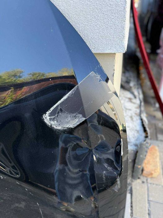 Запчастини на Mercedes Benz 2022 GLA 35 AMG Капот A0009890606