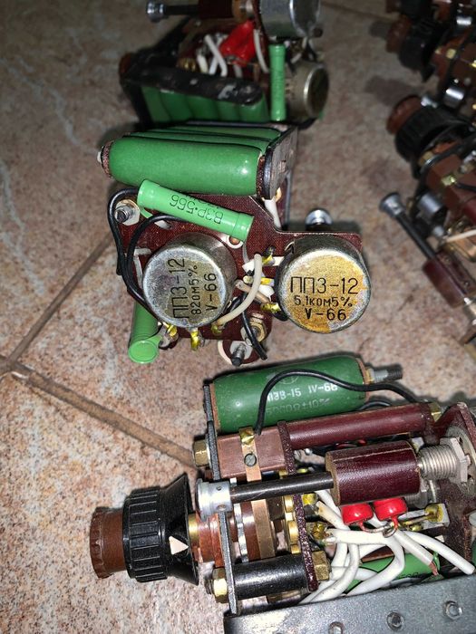 Набори з магазинів резисторів