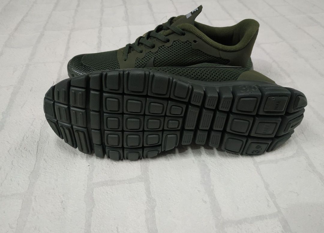 Кроссовки Nike Free хаки 3.0