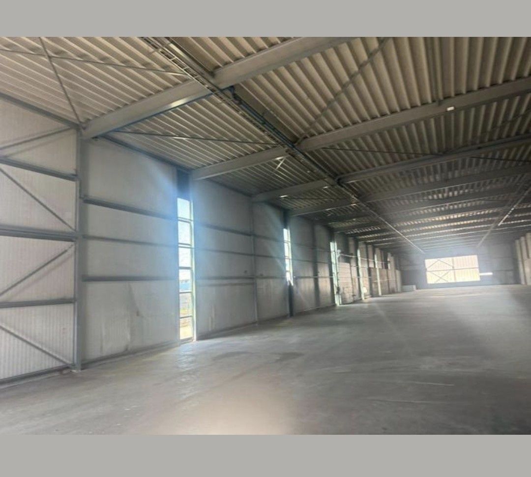 Hala Magazynowa/ Konstrukcja 740m2
