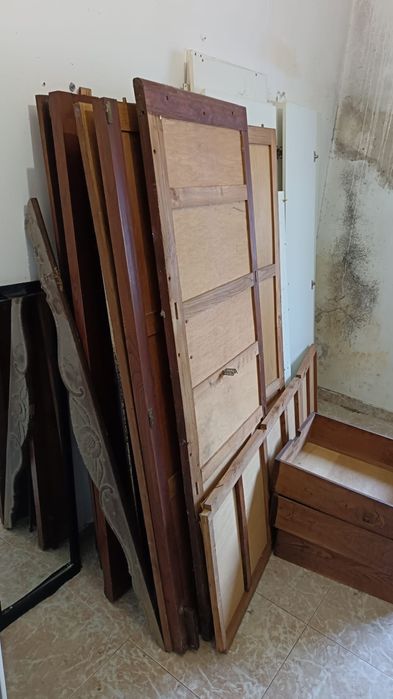 3 roupeiros antigos madeira de castanho