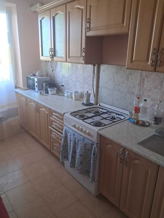 Продам 3 кім на 8 березня