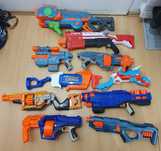 Nerf 10 szt Flip 32, Elite 20 Lawbringer Dinosquad Soaker Shockwave