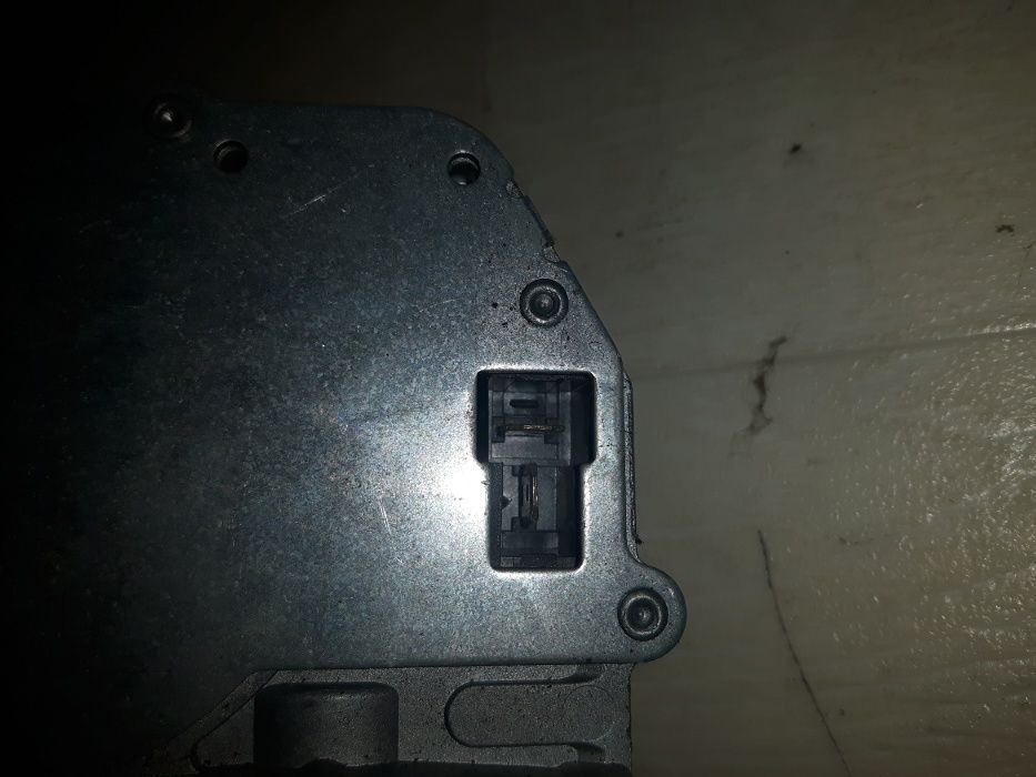 Silnik  VALEO  12V  - 405.049   -  NOWY Oryginalny