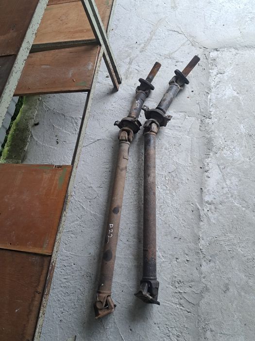 Карданний вал Nissan Navara D22 2.5 01-05 кардан