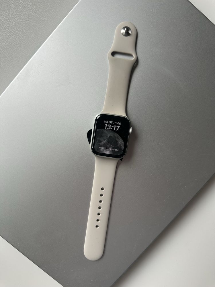 Apple watch serii 5 44mm aluminium srebrny gps