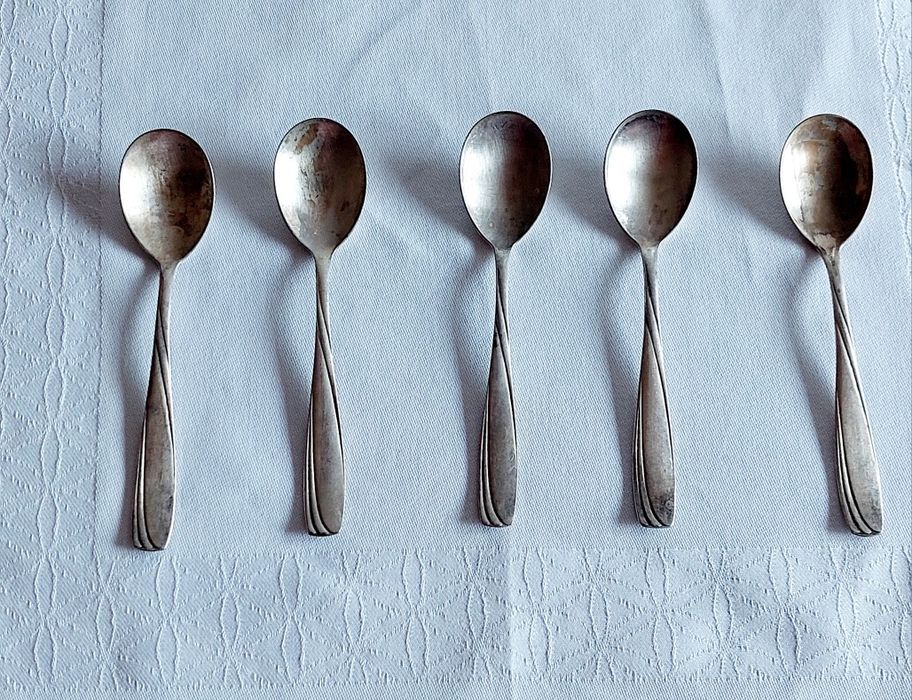 Postebrzane łyżeczki 5 sztuk