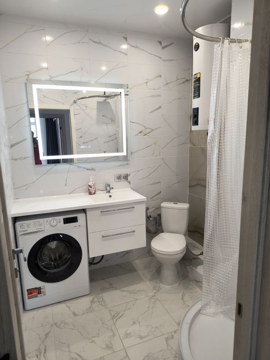 Простора квартира Gray, подобово ЖК Сіті-Парк, новобудова, центр міста