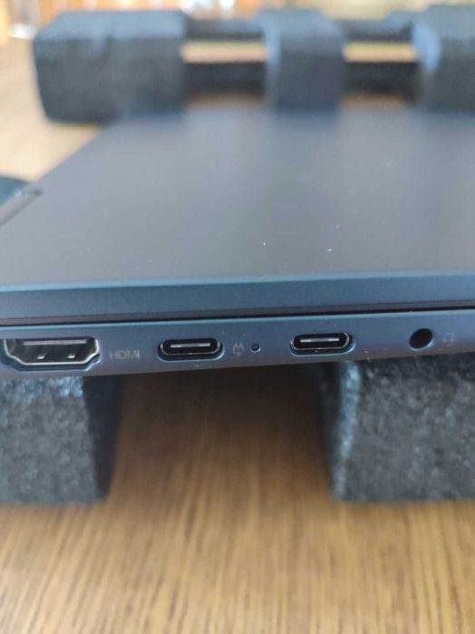 Ноутбук Lenovo IdeaPad 2-in-1 Ryzen 7 8845HS ‎1920x1200 16:10 ‎1 TB