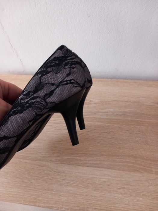 Szpilki damskie czarno szare roz.40 wymiary opis