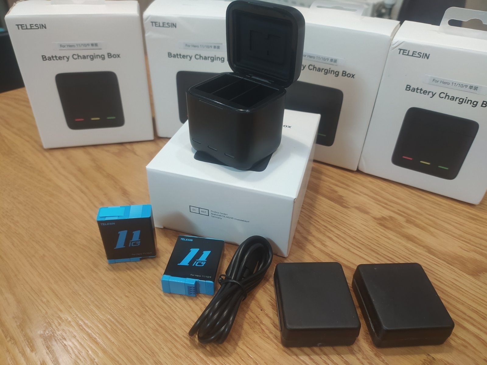 Зарядное box +2 Аккумуляторы GoPro 11 10 9 TELESIN  2022