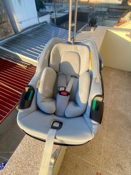 Cadeirinha Auto Maxi-Cosi Pebble 360 + Base Isofix