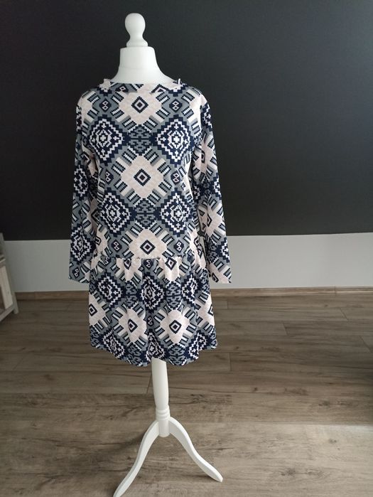 Letnia sukienka. Rozmiar S/M.