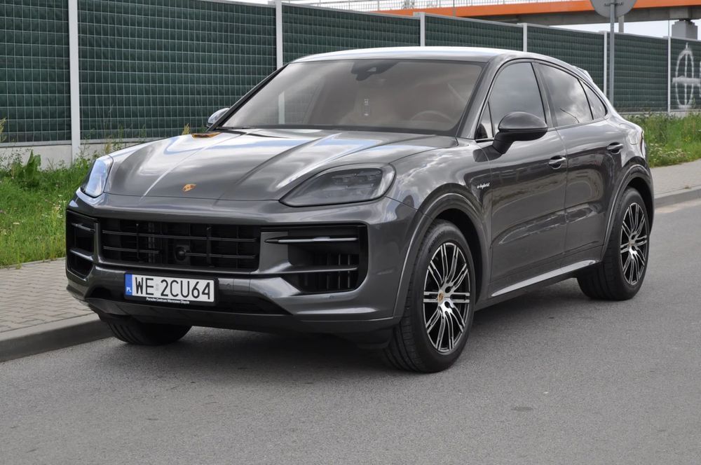 Porsche Cayenne Zamiana Krajowe Bezwypadkowe I Właściciel Mały Przebieg Na Gwarancji