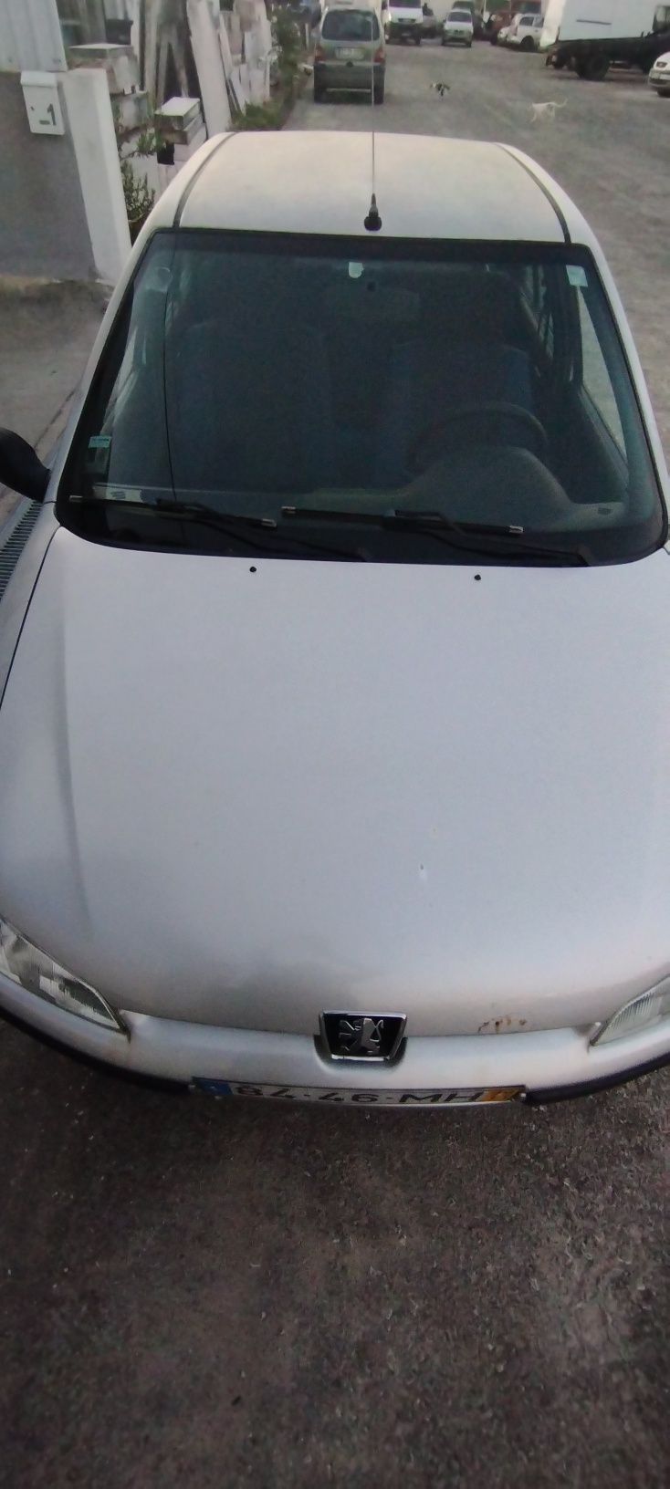 Peugeot 106 1.0 gasolina