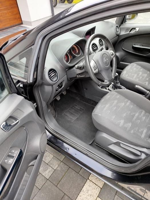 Opel Corsa D 1.4 2011r klima Stan Bdb. OPŁACONY