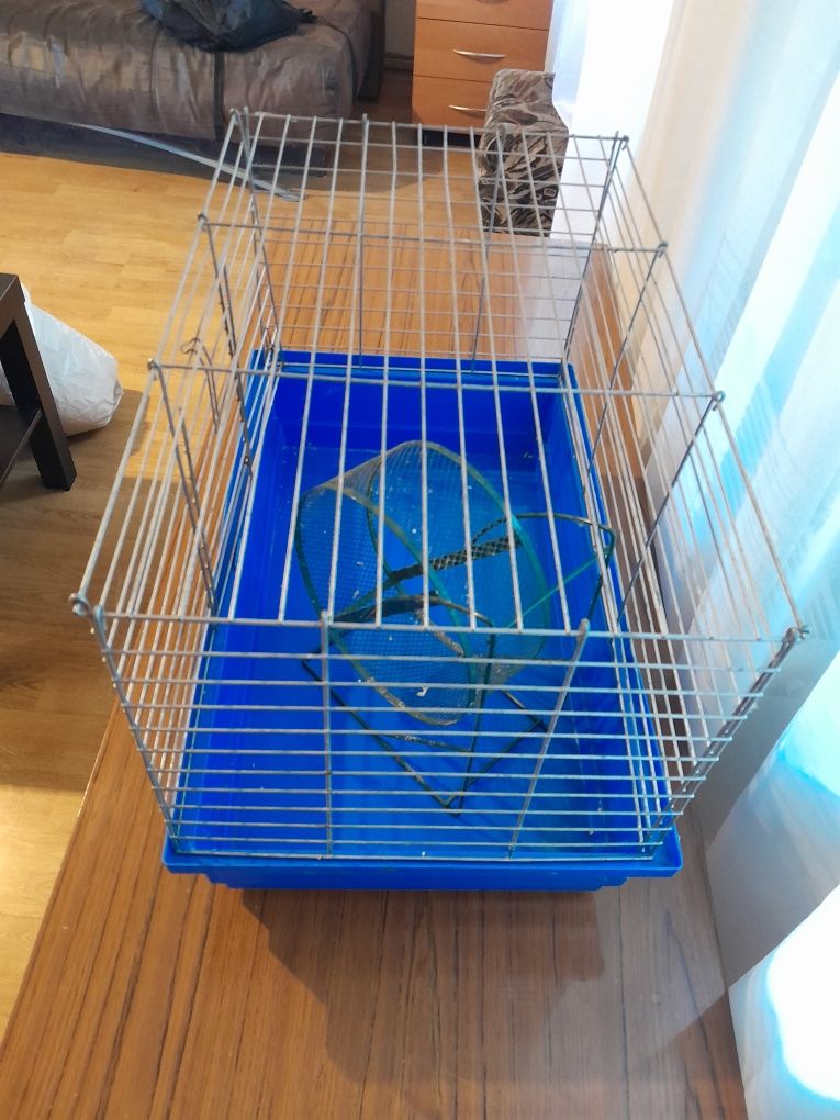 Klatka dla szczura.       .