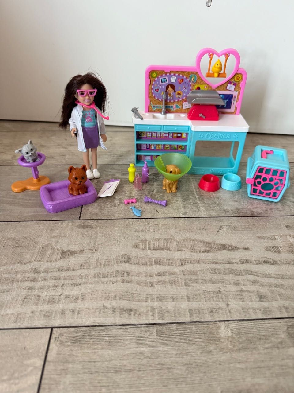Barbie Chelsea zestaw weterynarz