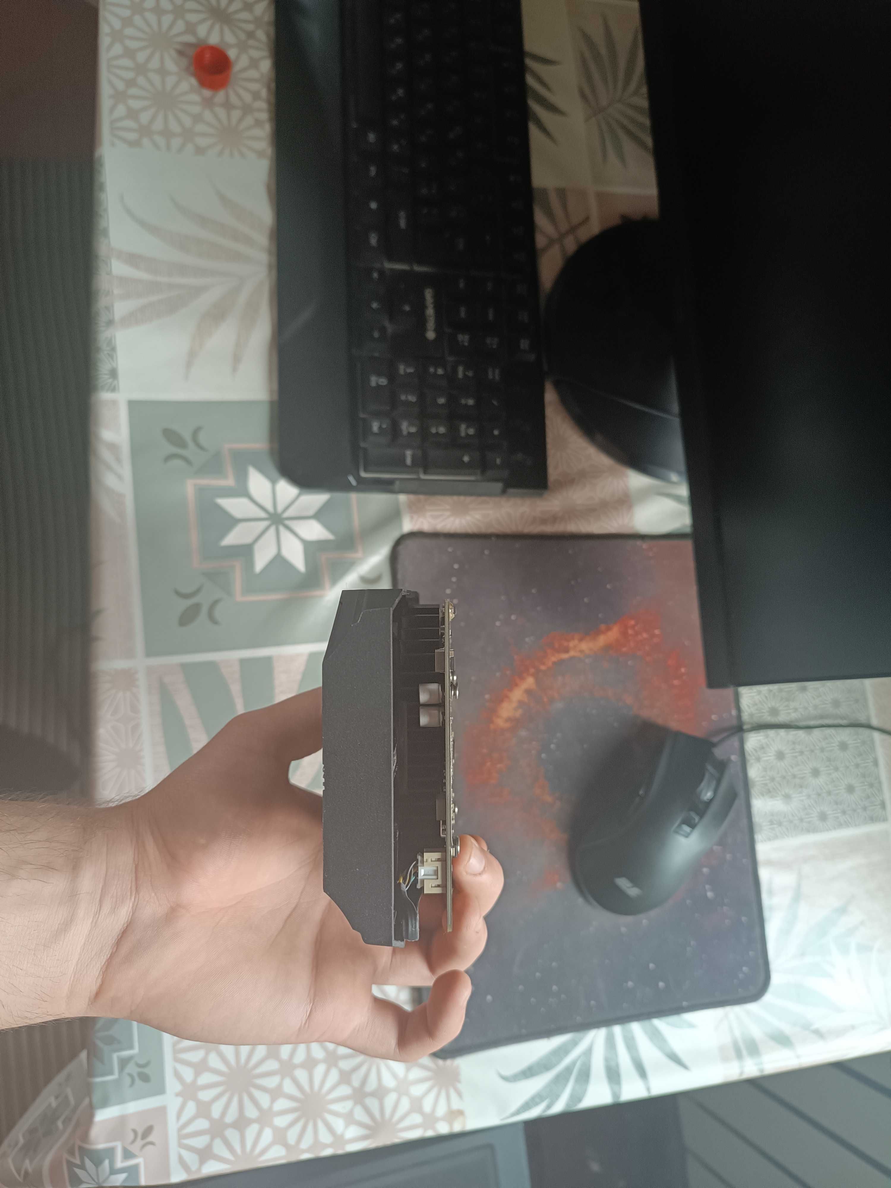 Видеокарта Asus dual ос gtx 1650-O4G (б/у)