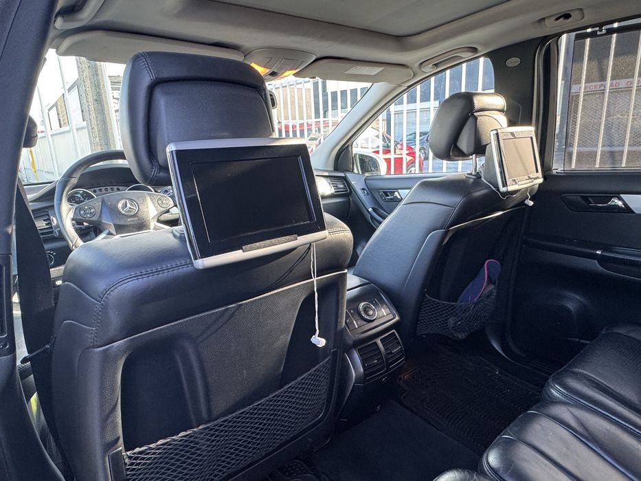 Mercedes R 300 7 lug