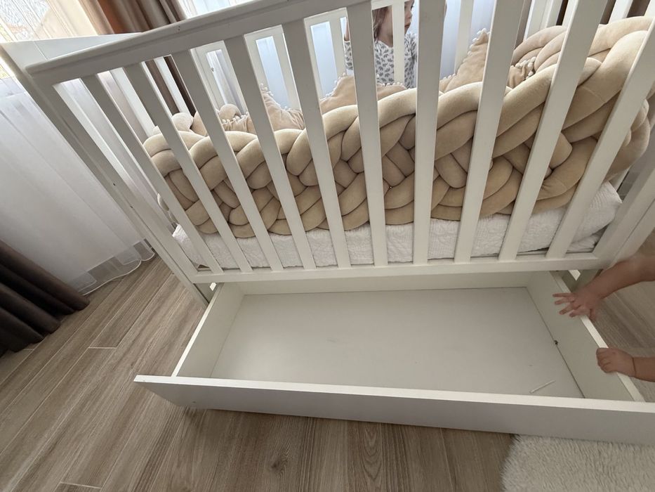 ліжечко дитяче з матрасом