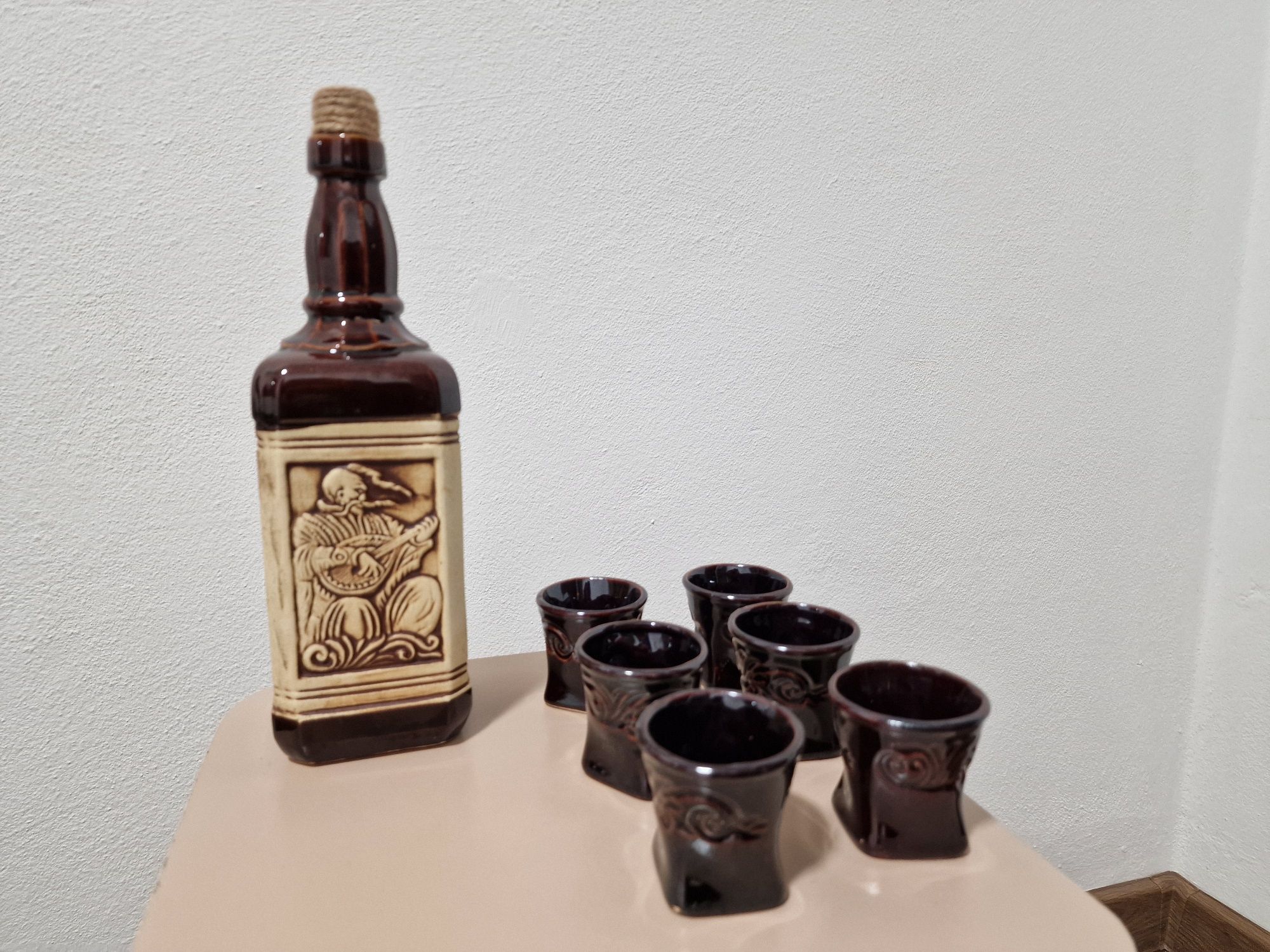 Набір пляшка 0,5л та рюмки 6шт