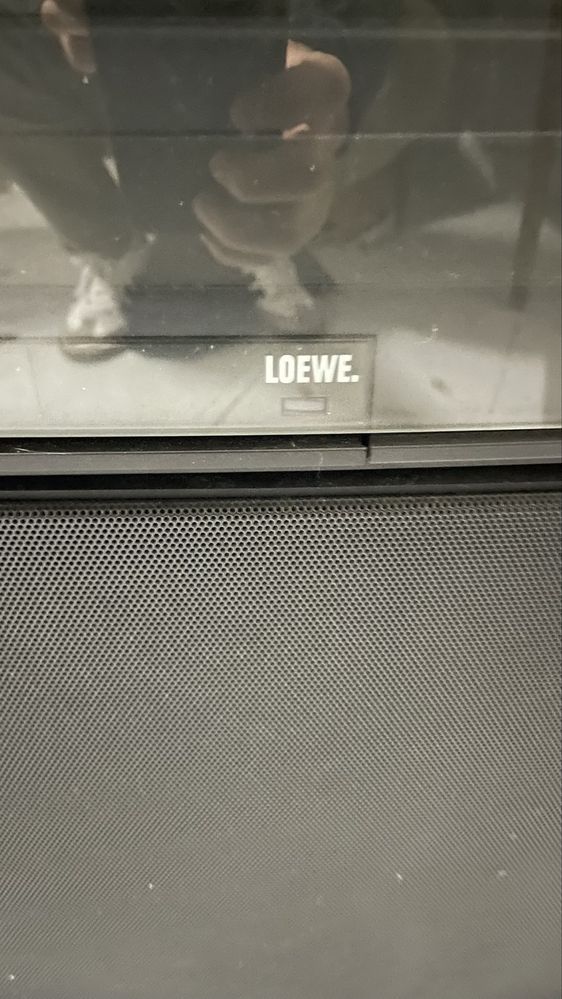 Televisão antiga Loewe Art Plus 84-100 SAT