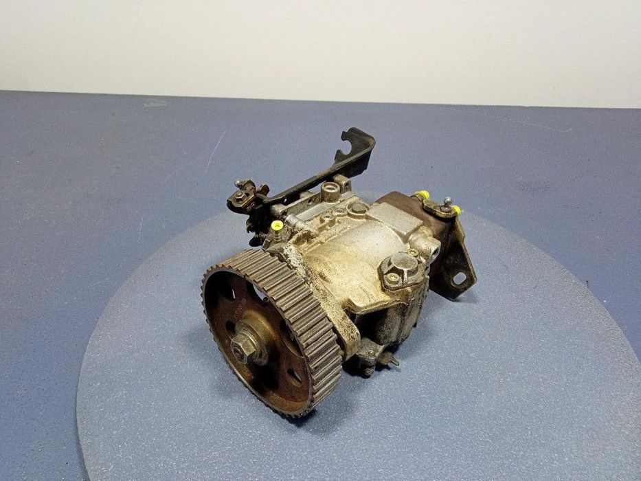 VW TRANSPORTER T4 1.9D 60KM POMPA WTRYSKOWA 028130107A