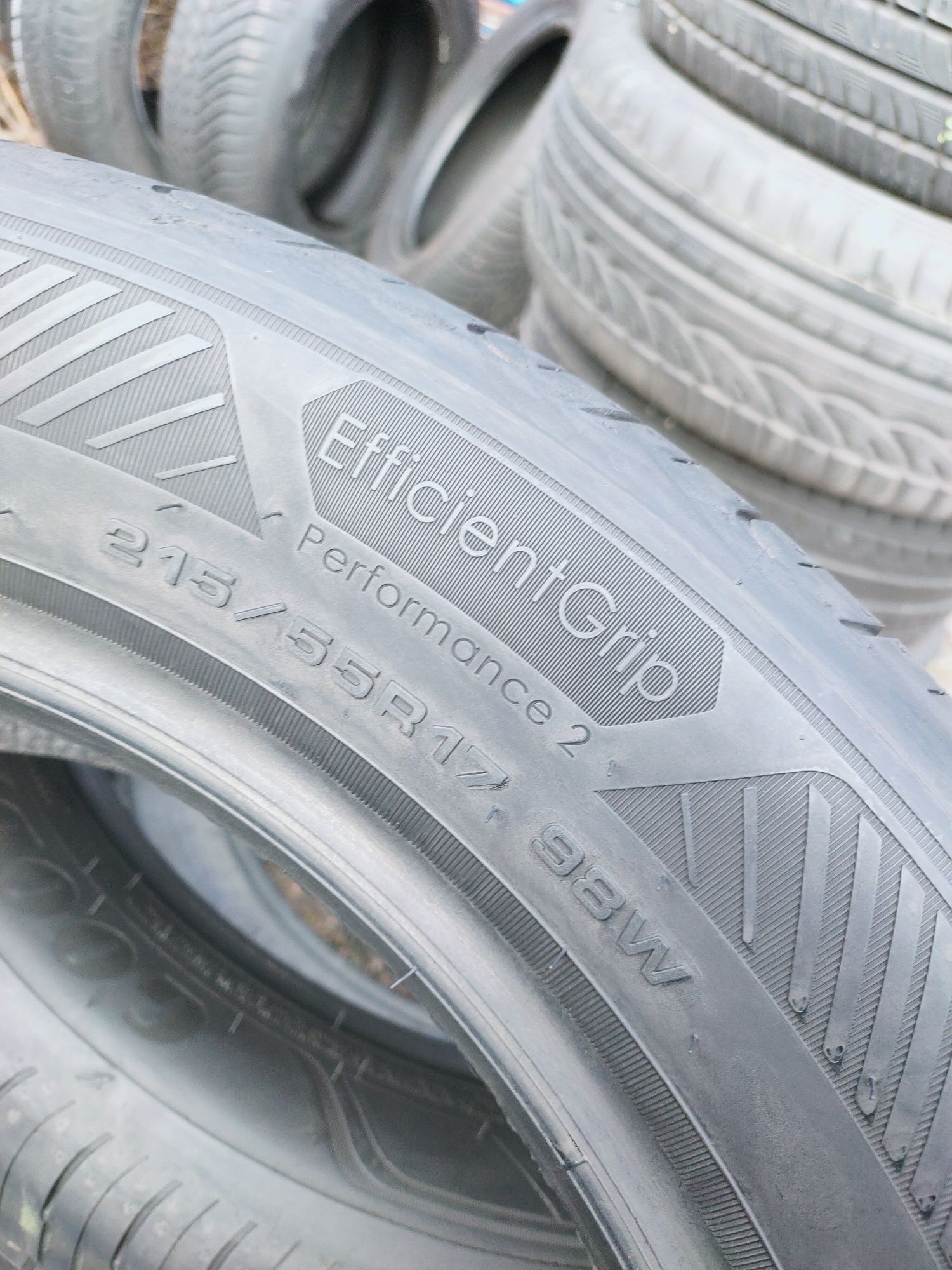 215/55R17 GoodYear EfficientGrip Performance 2 2021r 6,8mm DEMO