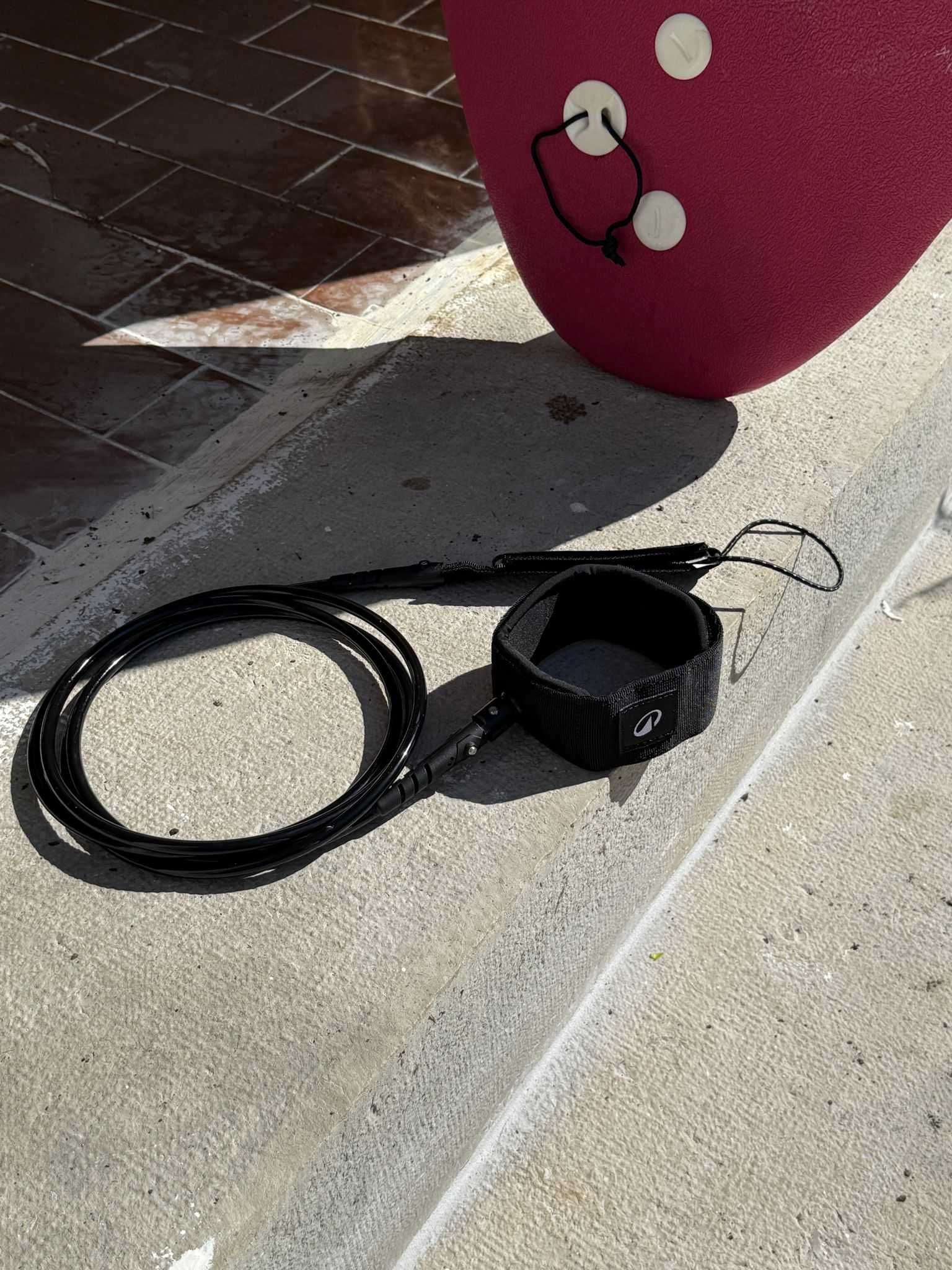 Prancha de Surf – Olaian 500 7'0" (55L) + Saco + Leash (30 de Julho)