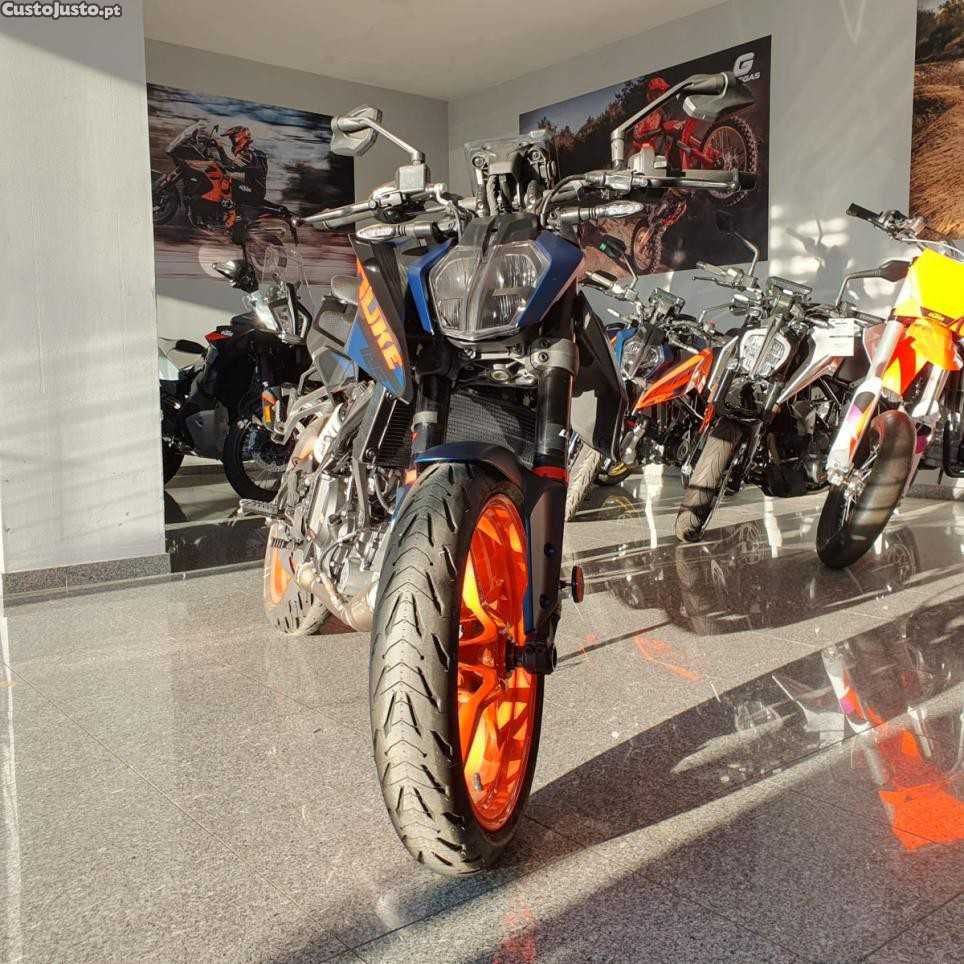 KTM Duke 125 Nova - 0KM