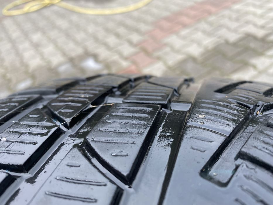 Opony Pirelli zimowe 225/55 R16 95H  M+S produkcja 2010