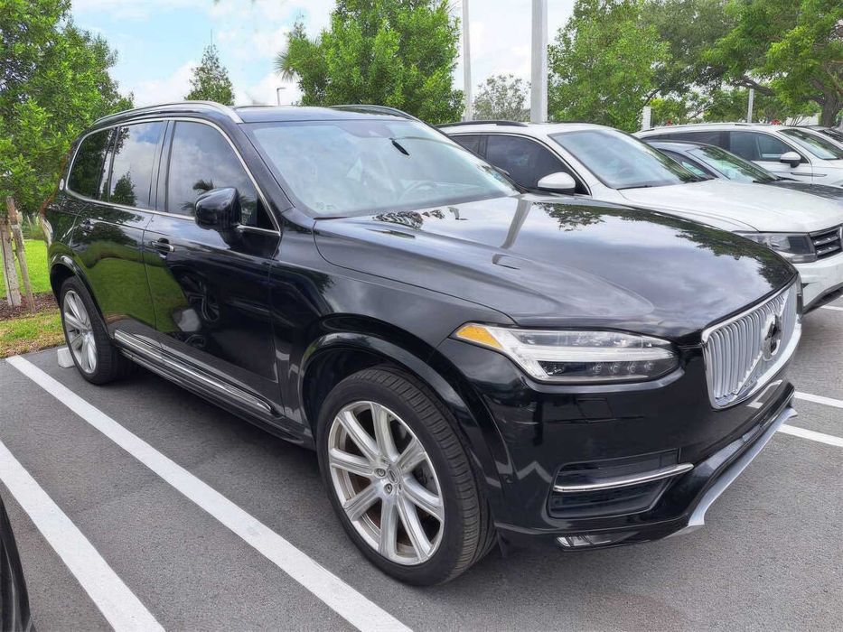 Volvo XC90 T6 Inscription      2019