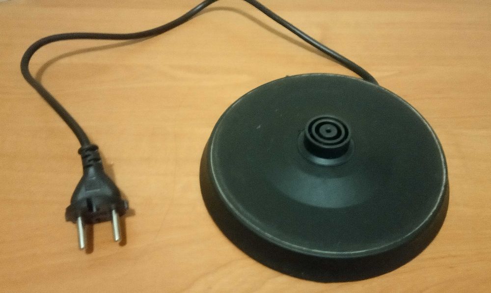Подставка (основание) со шнуром для электрочайника..
