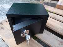 Nowy sejf  27x17x17