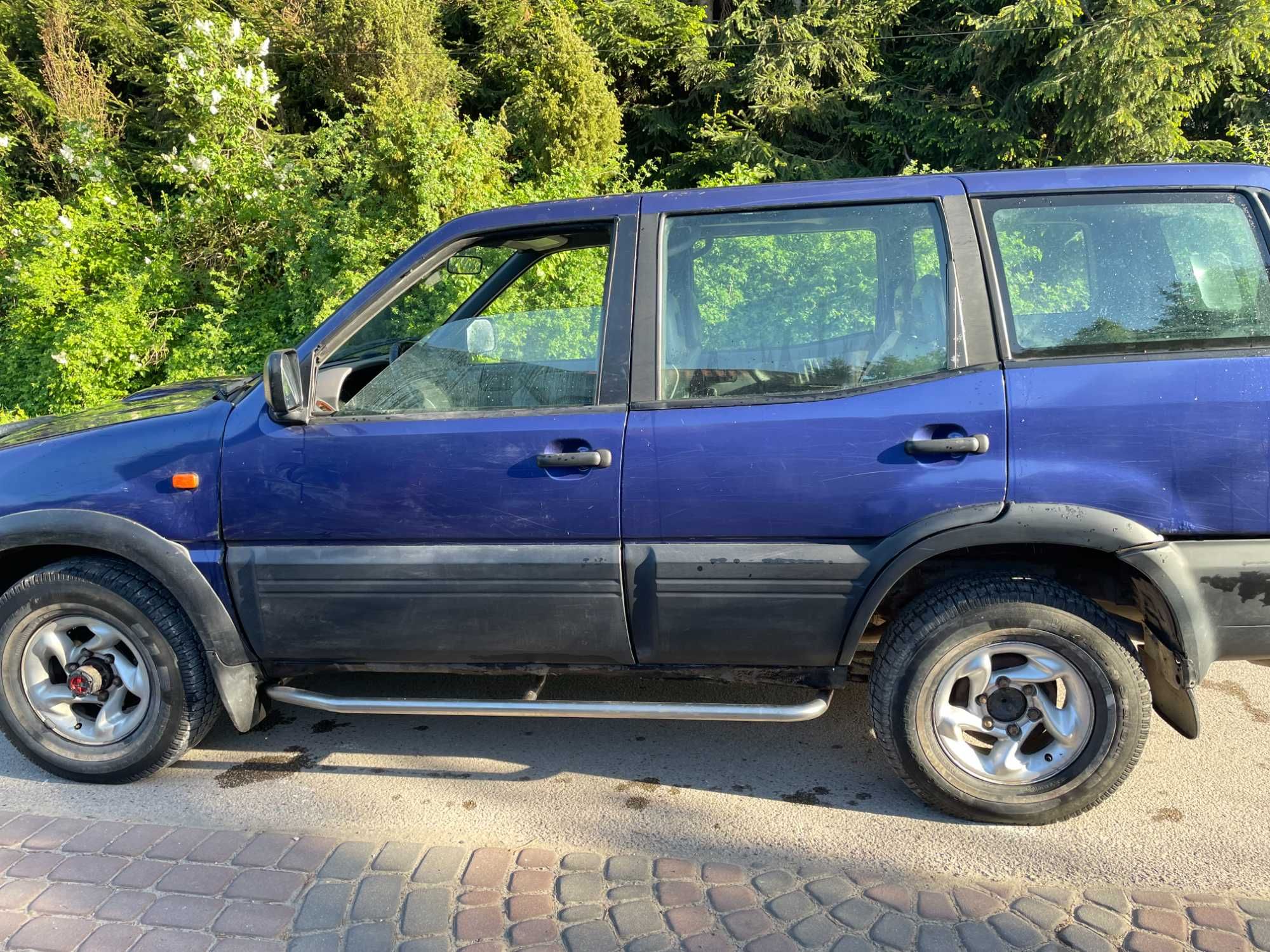 Nissan Terrano SUV