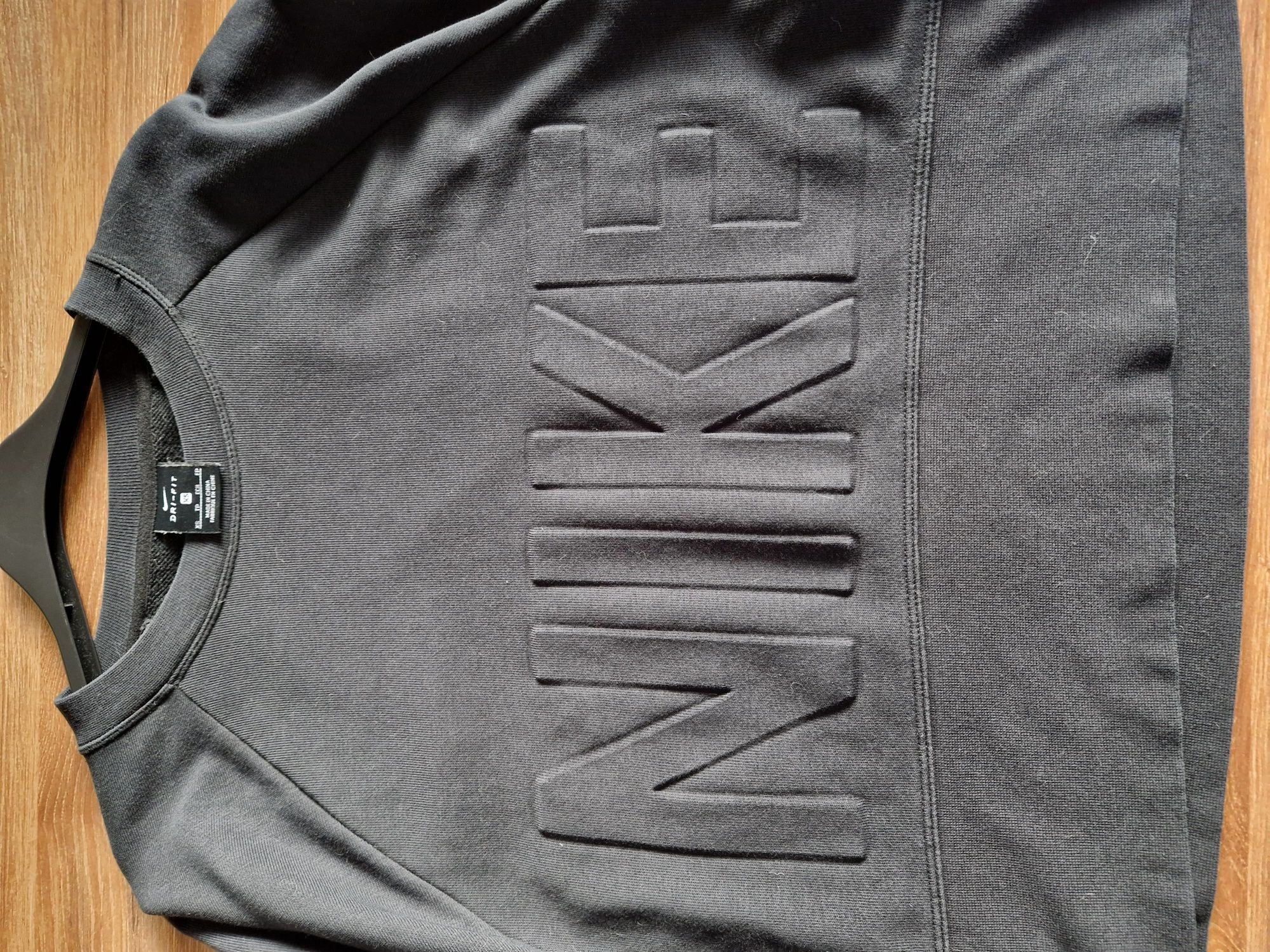 Czarna krótka damska bluza Nike, r. XS-M