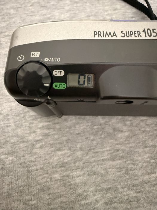 Canon Prima Super 105 плівковий фотоапарат