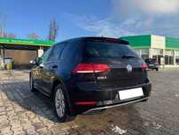 Wynajem Wypożyczalnia Samochodów osobowych VW Golf VII AUTOMAT