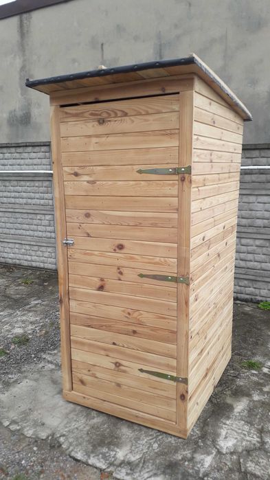 Toaleta, wc, kibelek na działkę.