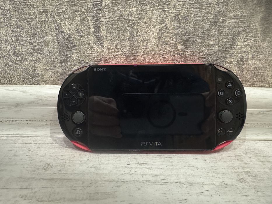Sony Ps Vita Fat 64гиг с играми.