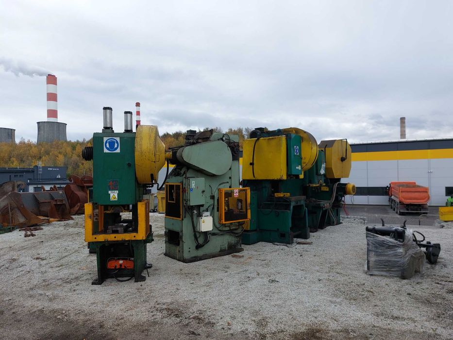 Maszyny do obróbki metalu [szlifierka, tokarka, prasa, frezarka]