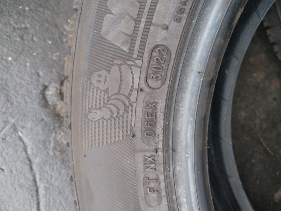 Opony wielosezonowe crossclimate Michelin 185/65 15 r15 m+s para 2022r