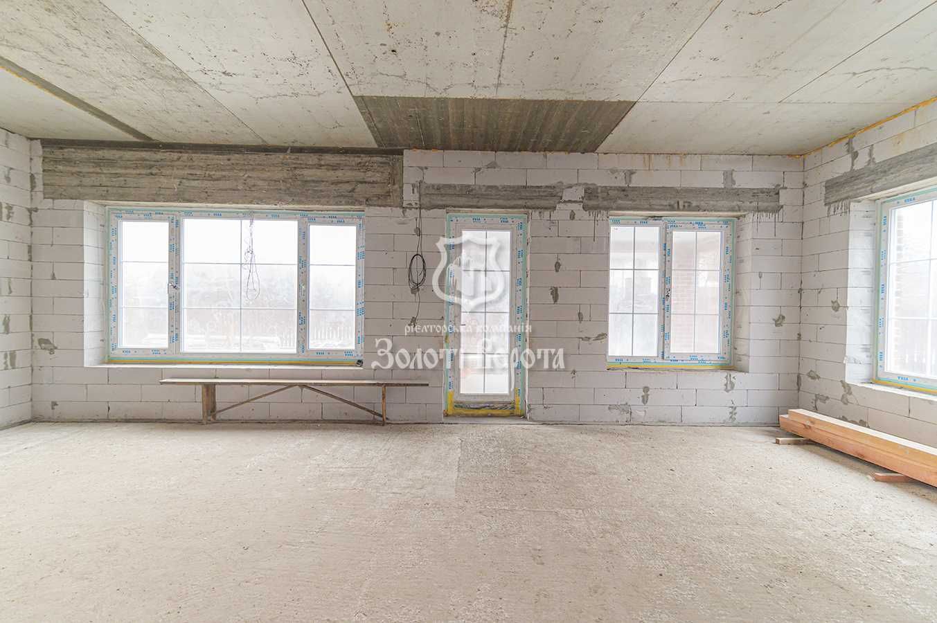 Будинок 2 поверхи. 136-а Садова. Метро 700м. Осокорки. Дарницький р-н