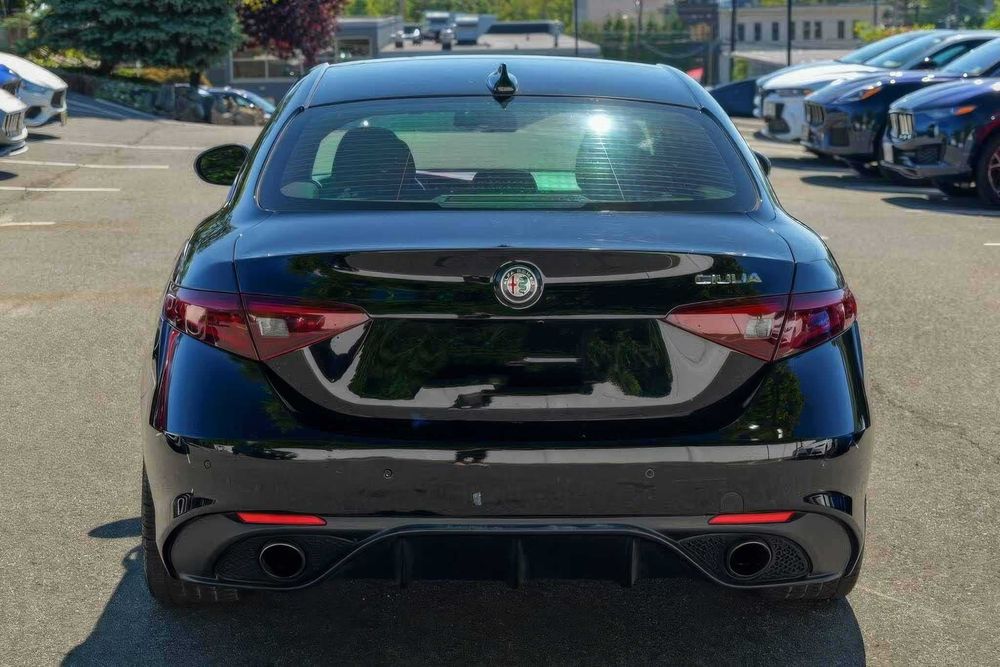 Alfa Romeo Giulia Ti Sport      2019