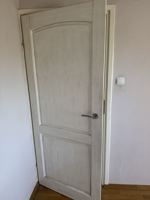 Drzwi sosnowe wewnętrzne pałne drewniane 80 i 70 cm