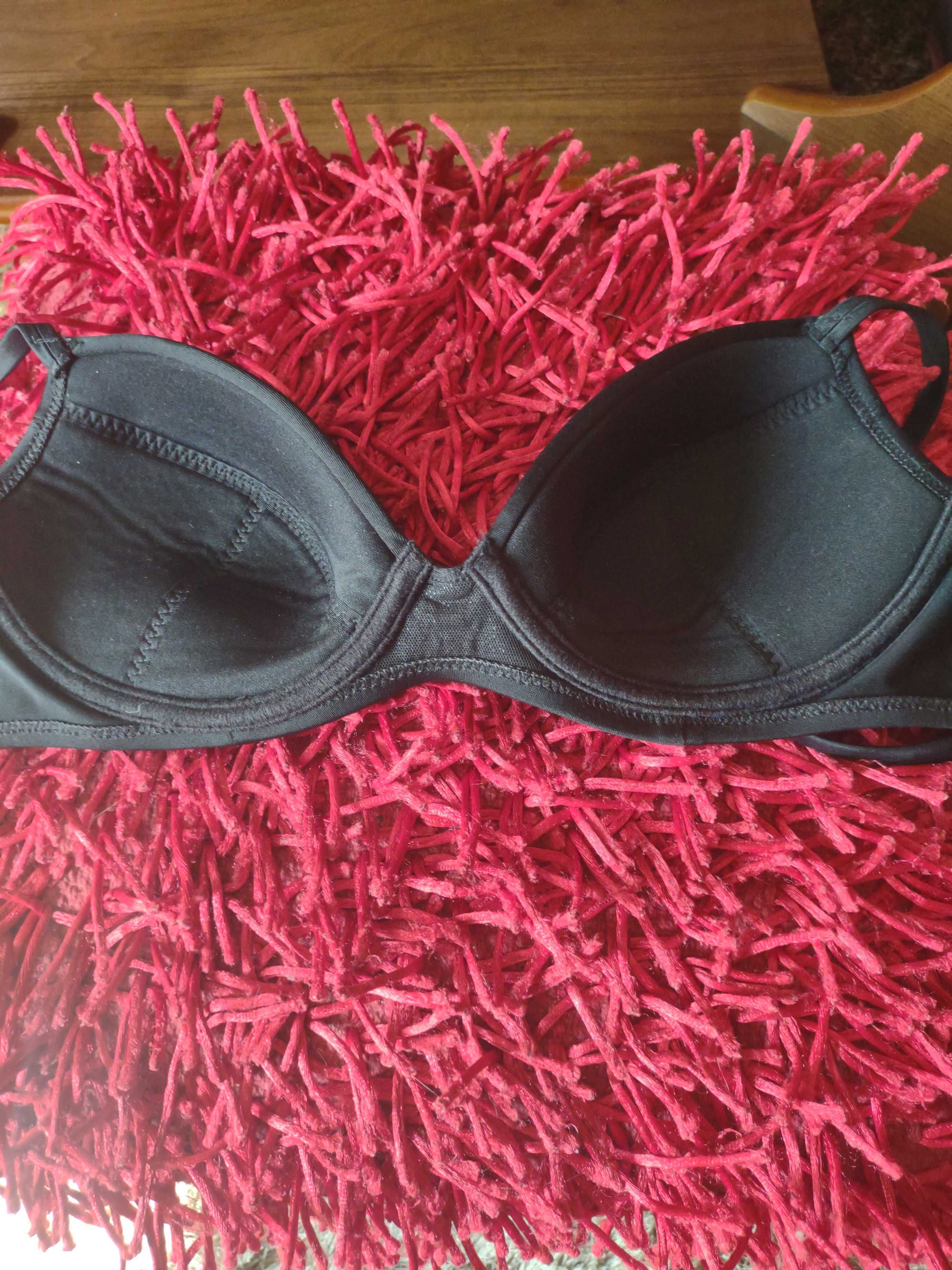 Mega okazja !!!  Biustonosz stanik kąpielowy bikini góra TRIUMPH 70 D