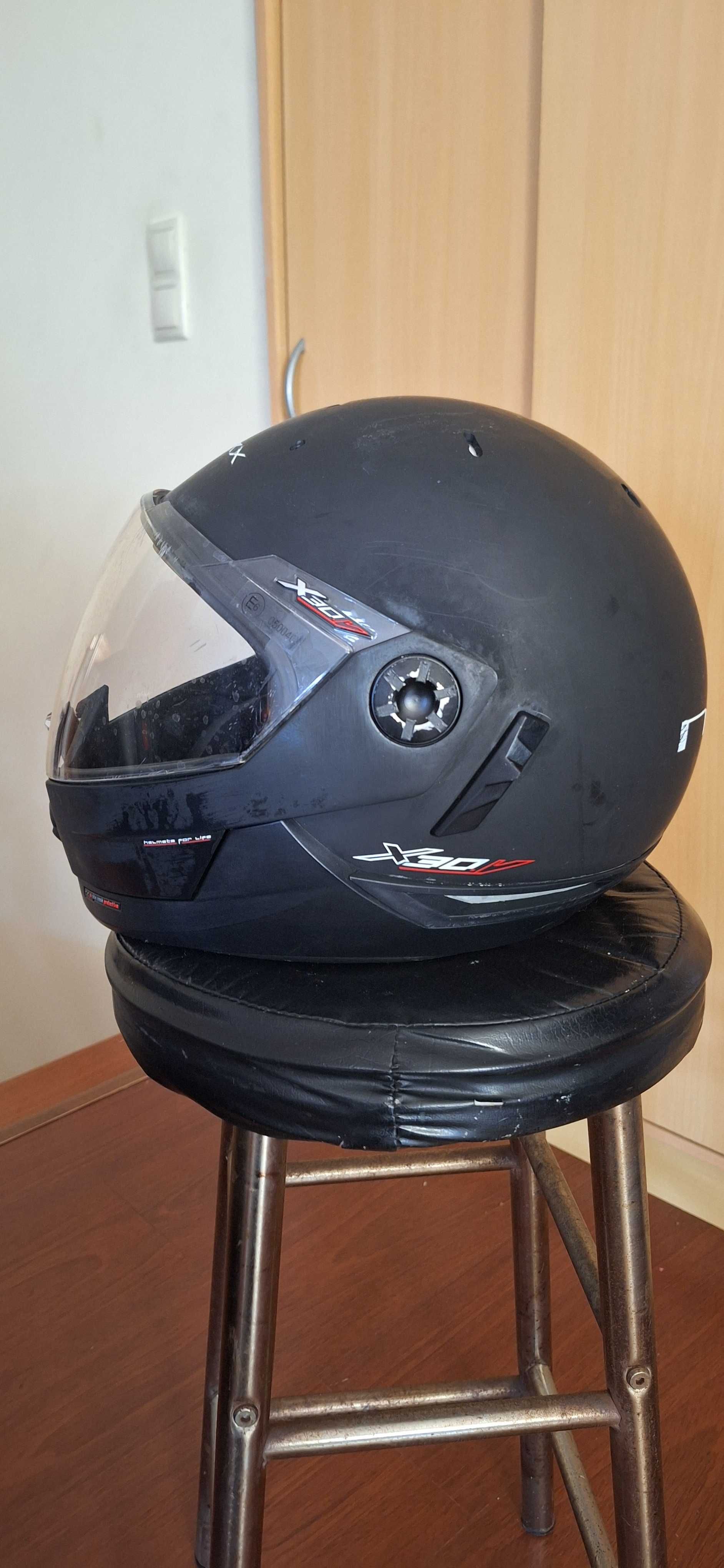 Capacete Nexx usado em bom estado com bolsa de transporte