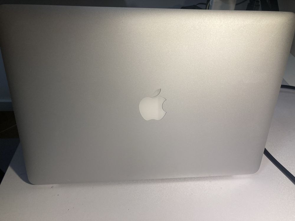 MacBook pro 2015 i7 retina A1398 EMC 2909